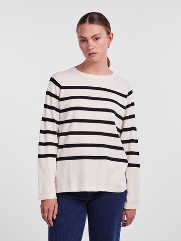 Pull-over 'PCKALLY' PIECES en blanc : devant