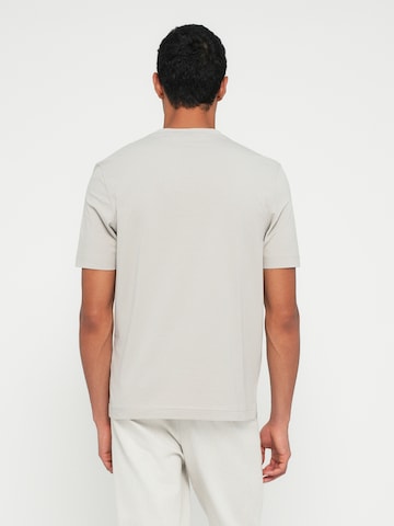 Maglietta 'Chup' di BOSS in grigio