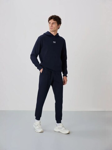 Tommy Life Sweat suit in Blue