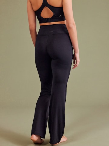 Skinny Leggings di Next in nero