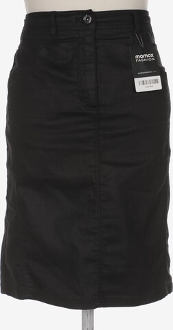 Betty Barclay Skirt in L in Black: front