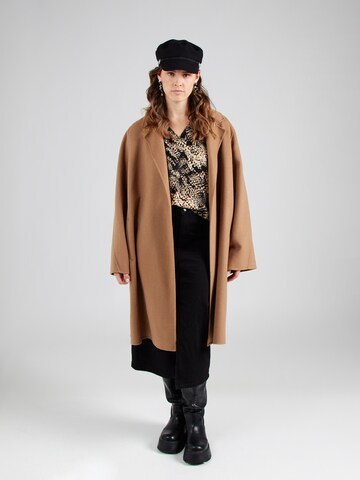 Vero Moda Curve Blouse 'VMCofreya' in Brown