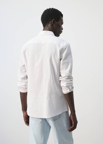 MANGO MAN Slim Fit Hemd 'Kissos' in Pink