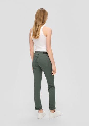 Coupe slim Jean QS en vert : derrière