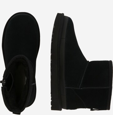 UGG Bootsit 'Classic' värissä musta