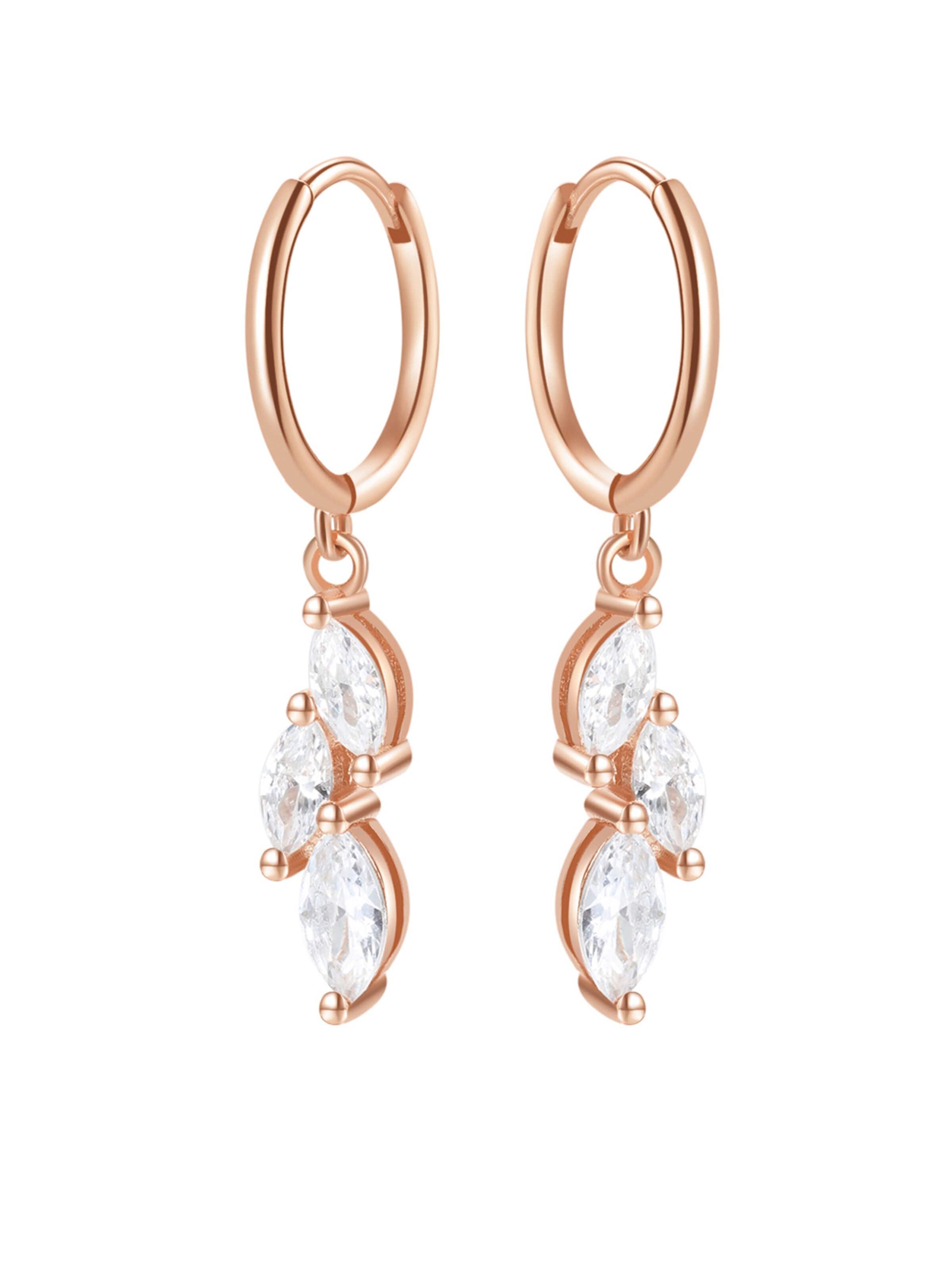 Hey Happiness Earrings 'Cluster Huggie' in Gold: front