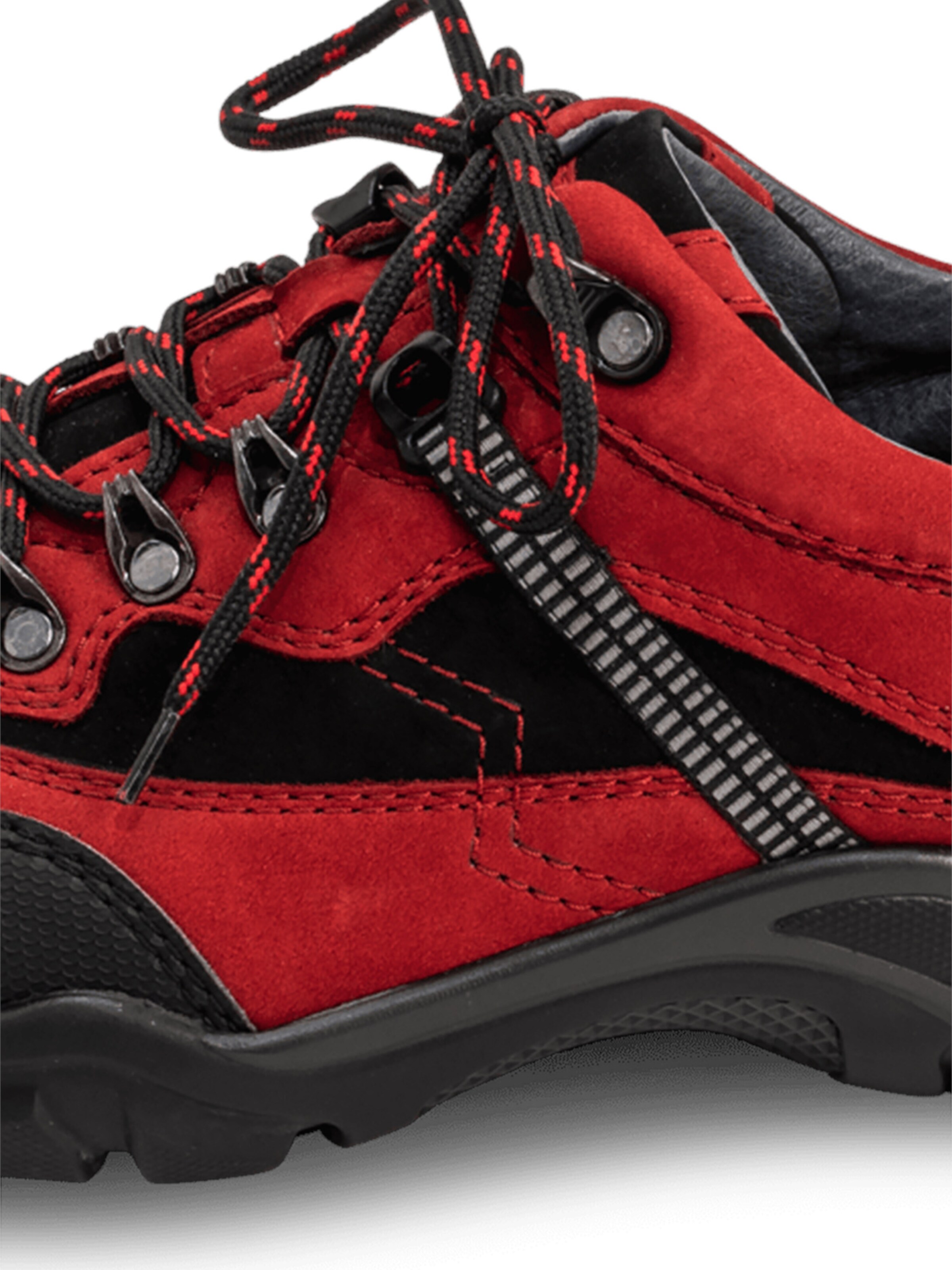 VITAFORM Flats in Red