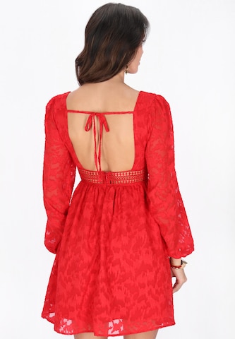 Robe 'Festive' faina en rouge