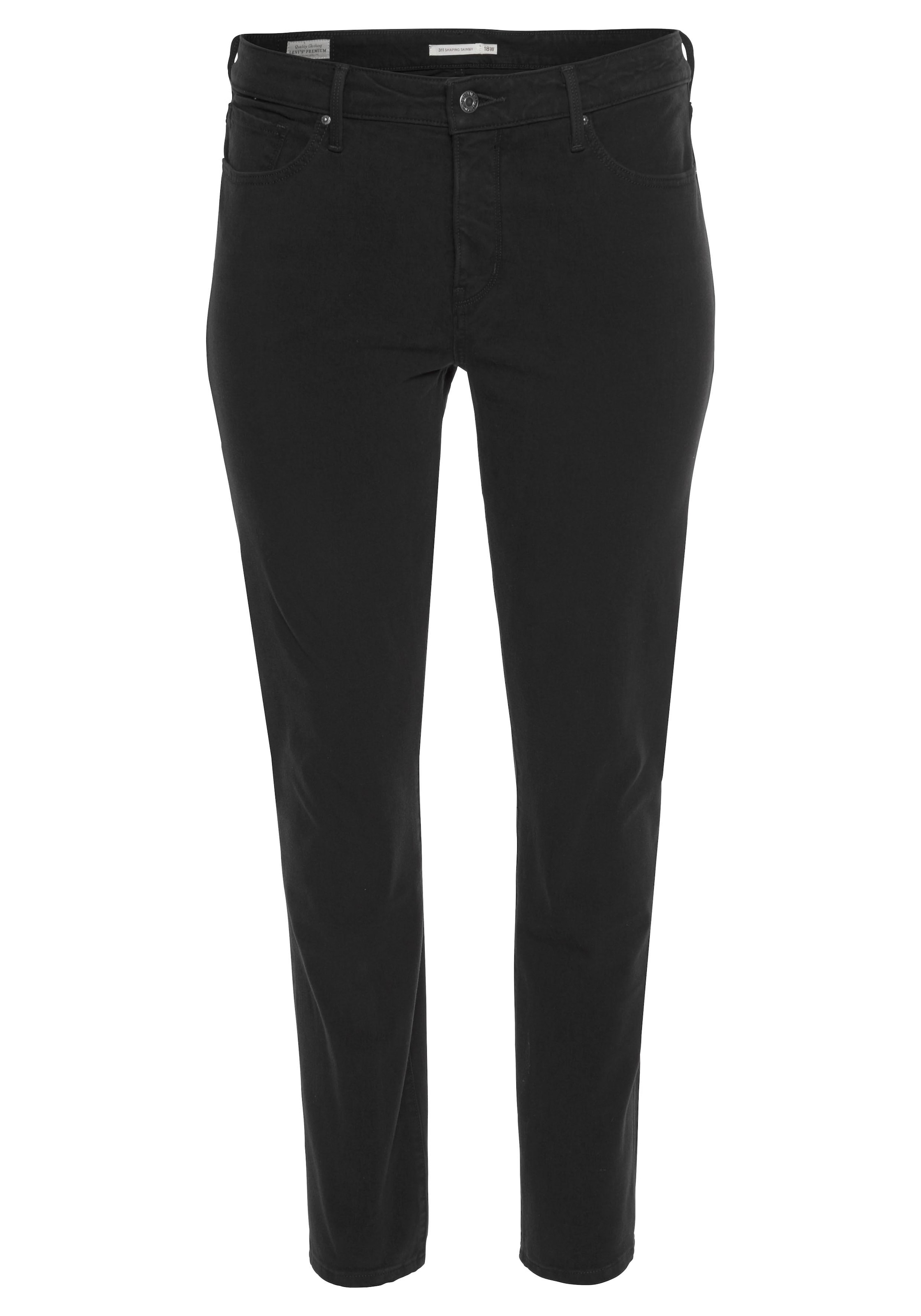 Levi's® Plus Jeans in Black: front