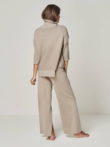 Tenue d'intérieur 'LOUNGEWEAR SET  - Pullover Bailey & Pants Bailey' YOU LOOK PERFECT en gris