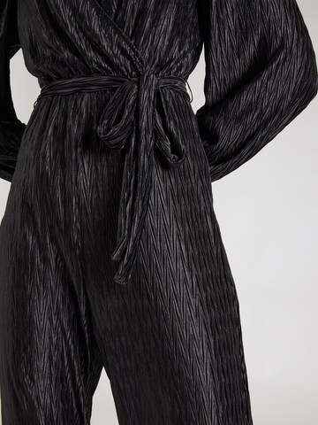 VILA - Jumpsuit 'VIPLUSA' en negro
