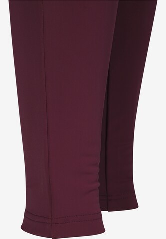 Urban Classics - Skinny Leggings em vermelho