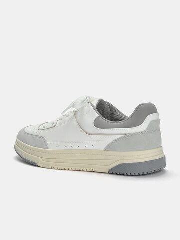Baskets basses Pull&Bear en gris