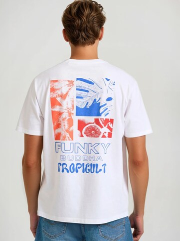 Tricou de la Funky Buddha pe alb: față
