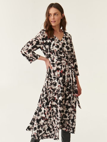 TATUUM Kleid in Beige: Vorderseite