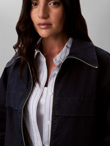 Calvin Klein Jeans Between-season jacket in Blue