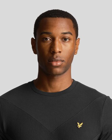 Maglietta 'Chevron' di Lyle & Scott in nero