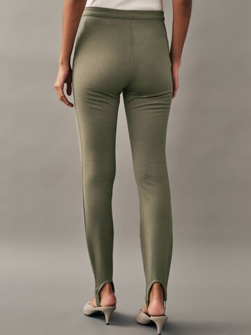 Next Skinny Trousers in Green