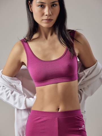Top 'Sportivo' di OWN Off With Nature in rosa: frontale