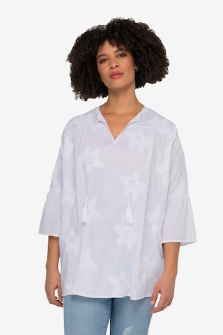 Angel of Style Tunic in White: front