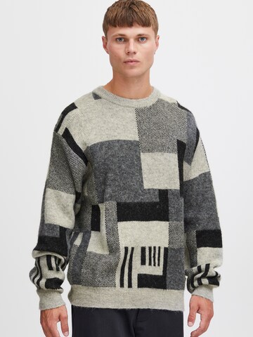 !Solid Pullover 'Hamdan' in Grau: Vorderseite