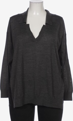 Stella McCartney Sweater & Cardigan in XXL in Grey: front