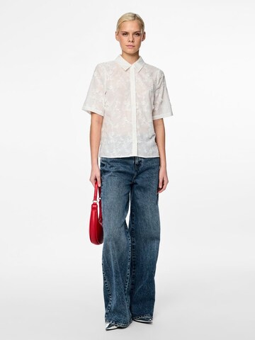 PIECES - Blusa 'PCNolax' en blanco