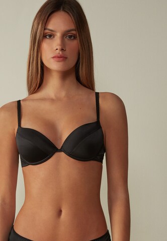 INTIMISSIMI Push-up Bra in Black: front