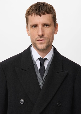 MANGO MAN Between-Seasons Coat in Black