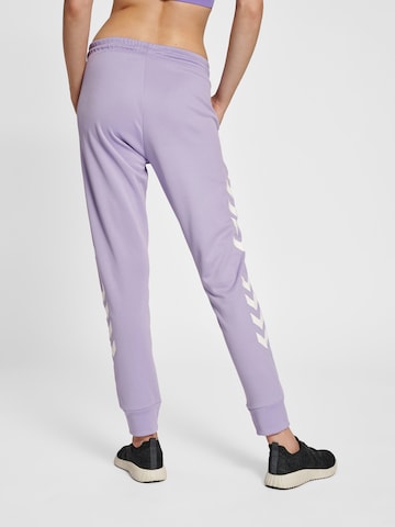 Hummel Tapered Sportbroek 'Legacy' in Lila