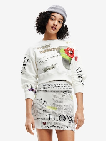 Desigual Sweatshirt in White: front