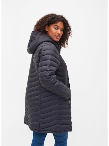 Zizzi Jacke 'SALLY' in Schwarz