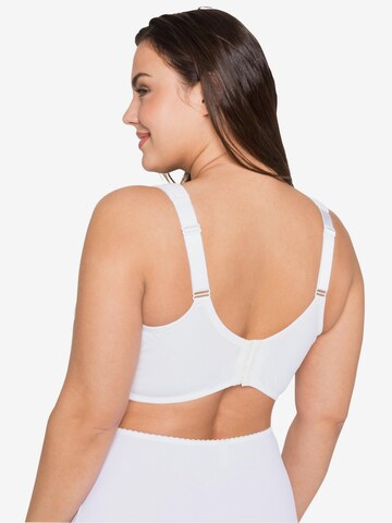 SHEEGO T-shirt Bra in White