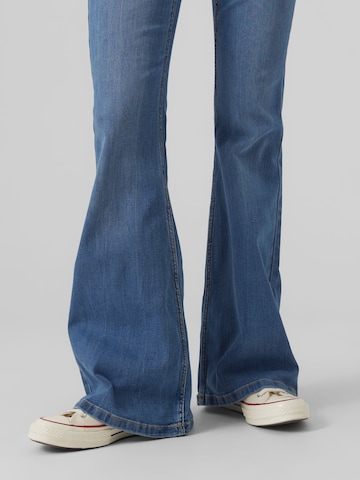 VERO MODA Bootcut Jeans in Blau