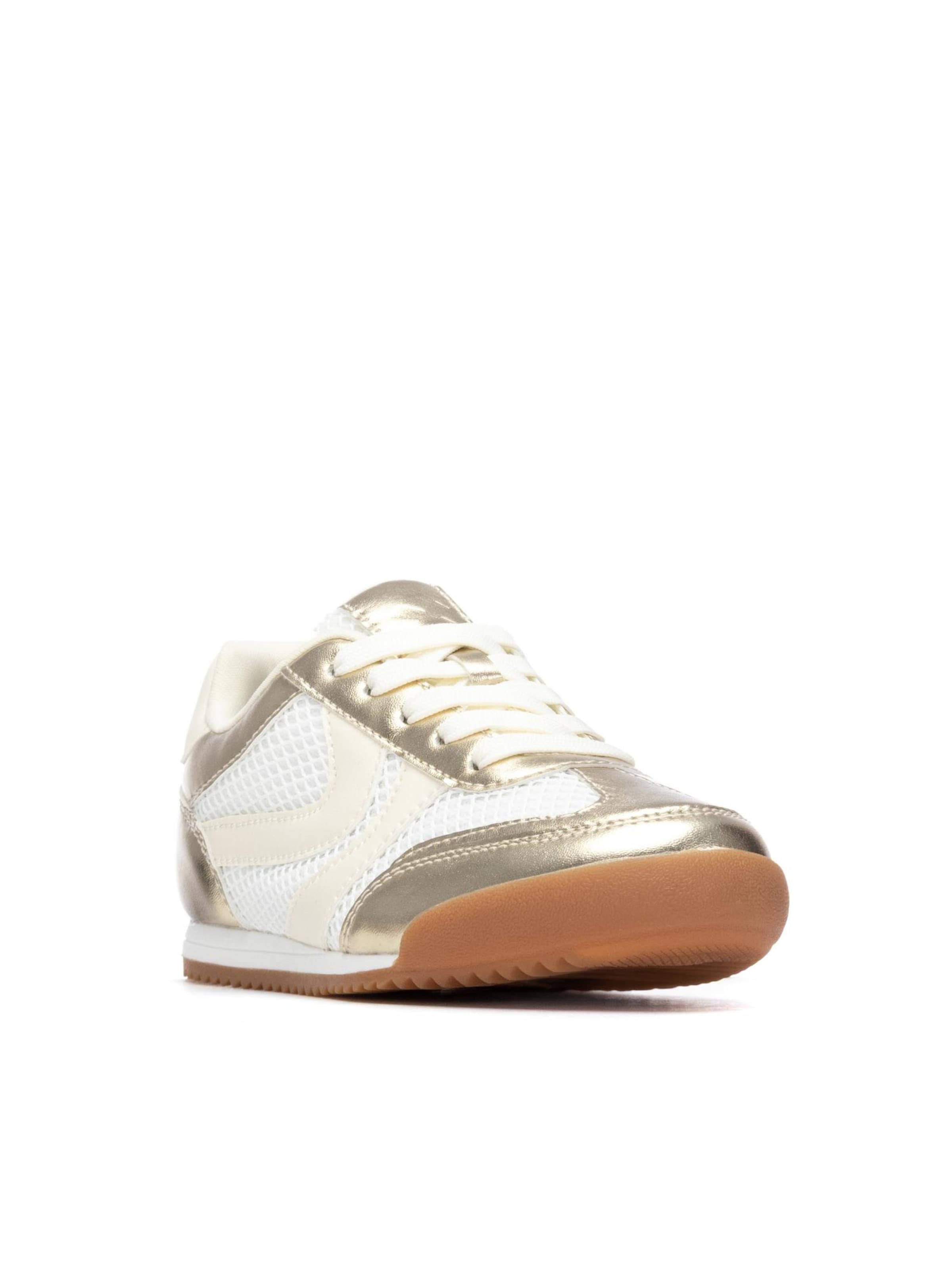 Xti Sneakers in Gold
