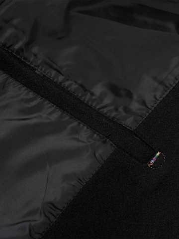 YOUTHUP Winter Coat in Black