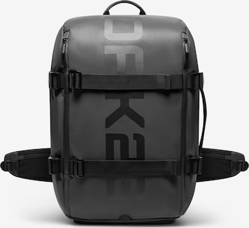 OAK25 Reppu 'Luminite Traveller' värissä musta: etupuoli