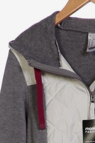 Quechua Jacket & Coat in S in Grey
