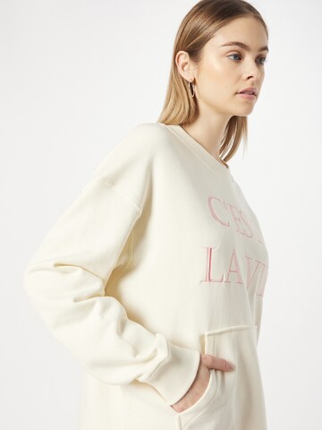 Sweat-shirt Rich & Royal en blanc