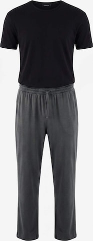 Trendyol Pyjamas lang i sort: forside