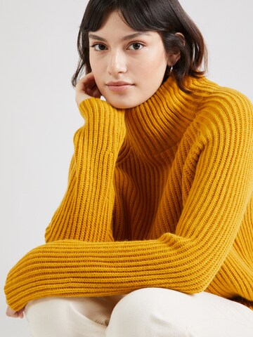 DRYKORN Sweater 'ARWEN' in Yellow