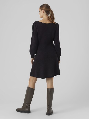 VERO MODA Strikkjole 'FLAVOUR' i sort