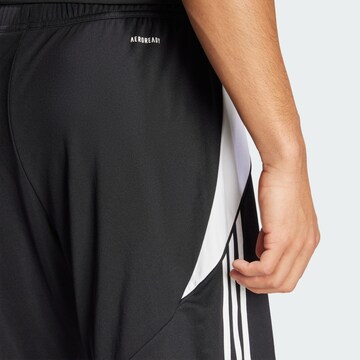 ADIDAS PERFORMANCE Regular Sportshorts 'Tiro 24' in Schwarz