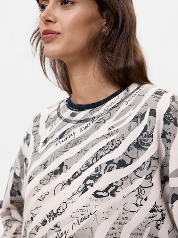 Felpa di Desigual in nero