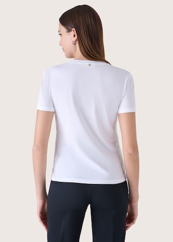 T-shirt 'Seria' Camomilla en blanc