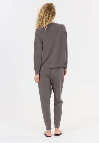 Athlecia Tapered Sweatpants 'Jacey' in Grau