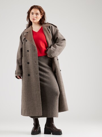 Vero Moda Curve Sweater 'VMGOLD' in Red