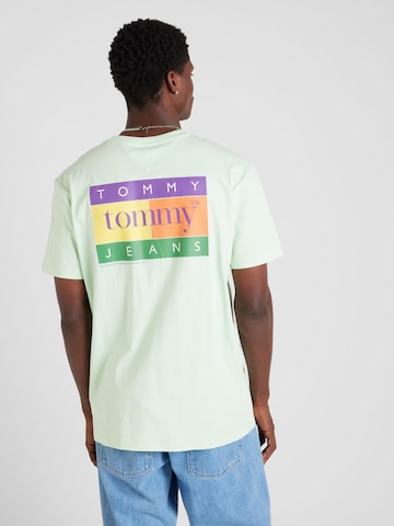 T-Shirt Tommy Jeans en vert : devant