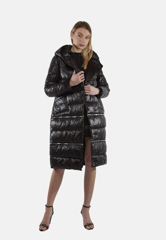 TOOche Winter Coat in Black: front