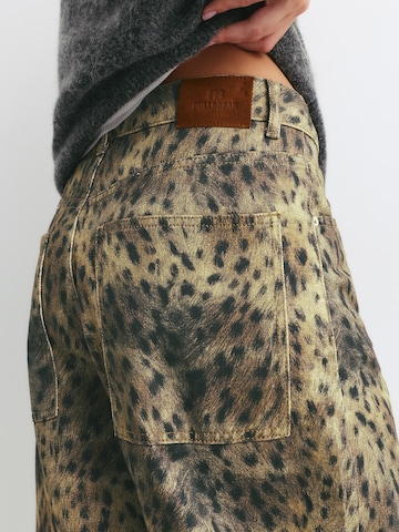 Pull&Bear Baggy Jeans in Beige